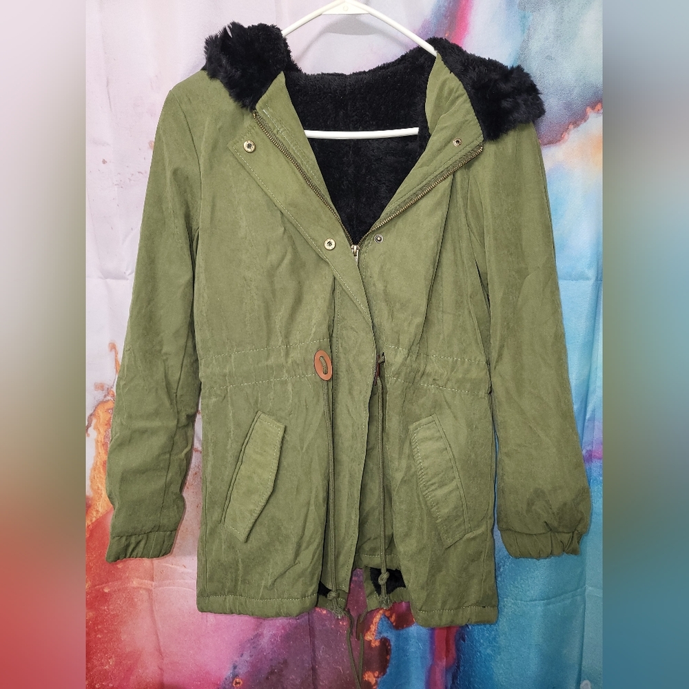 Micro Suede Faux Winter Jacket size Medium Oliver Green